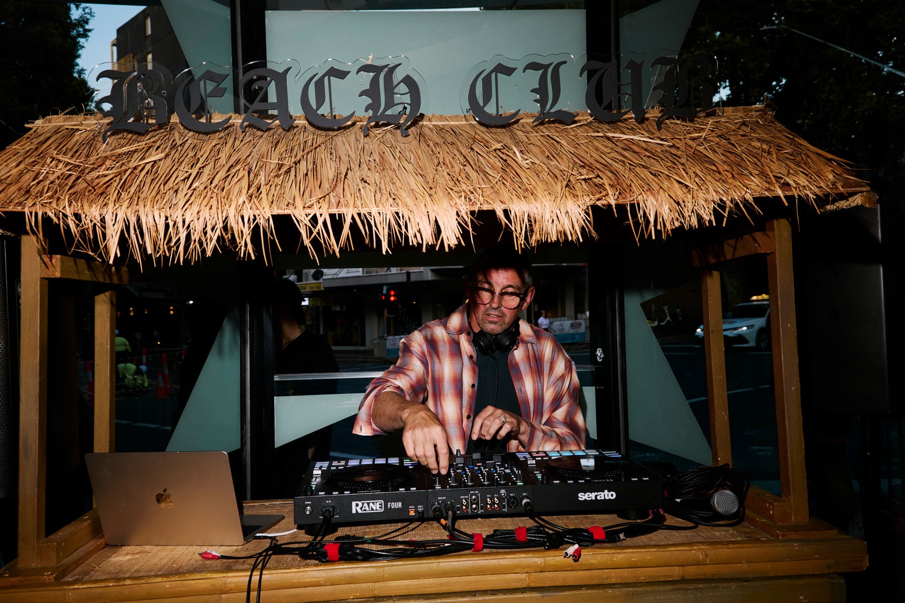 Beach Club 02
