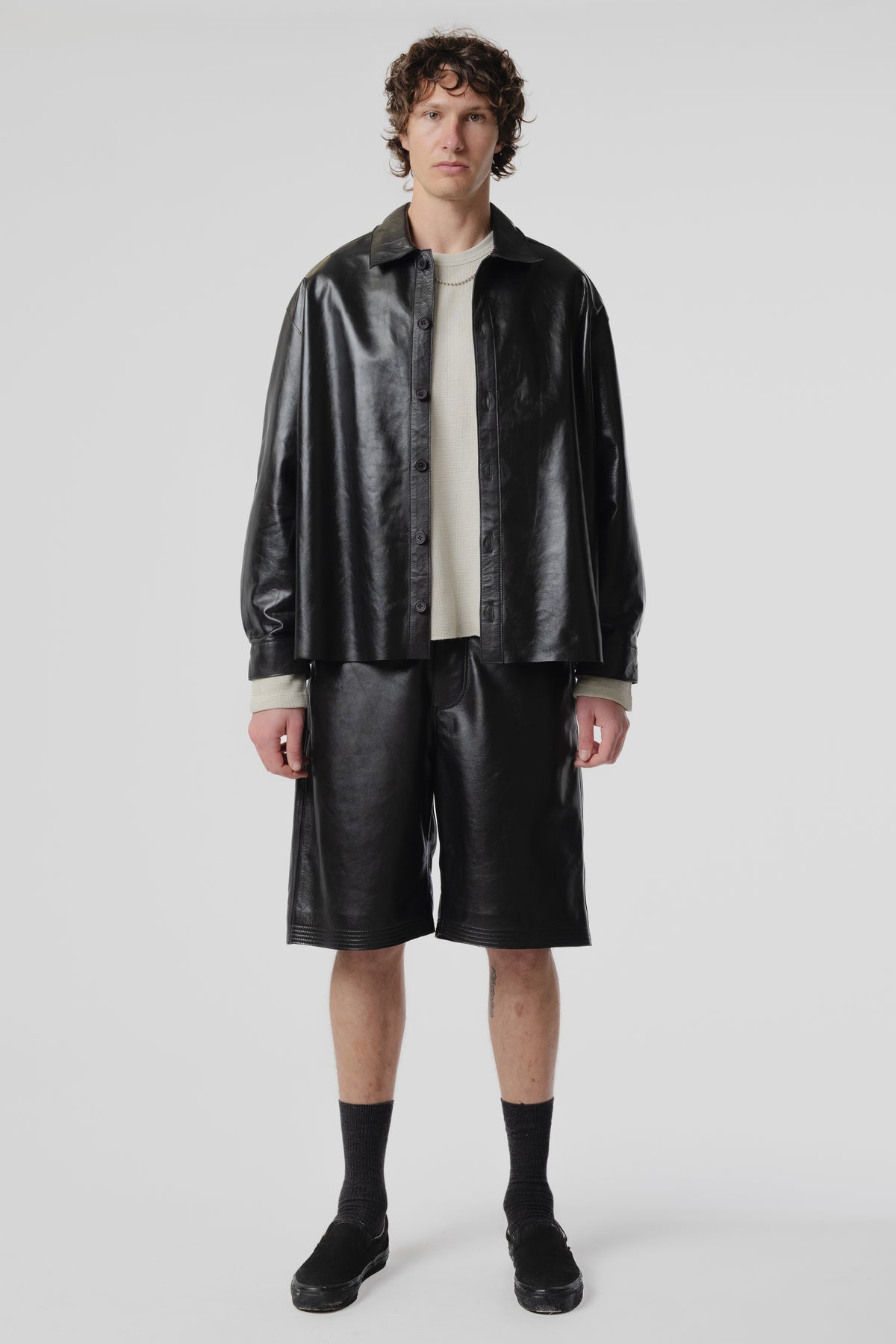 Float Over Shirt - Gloss Black