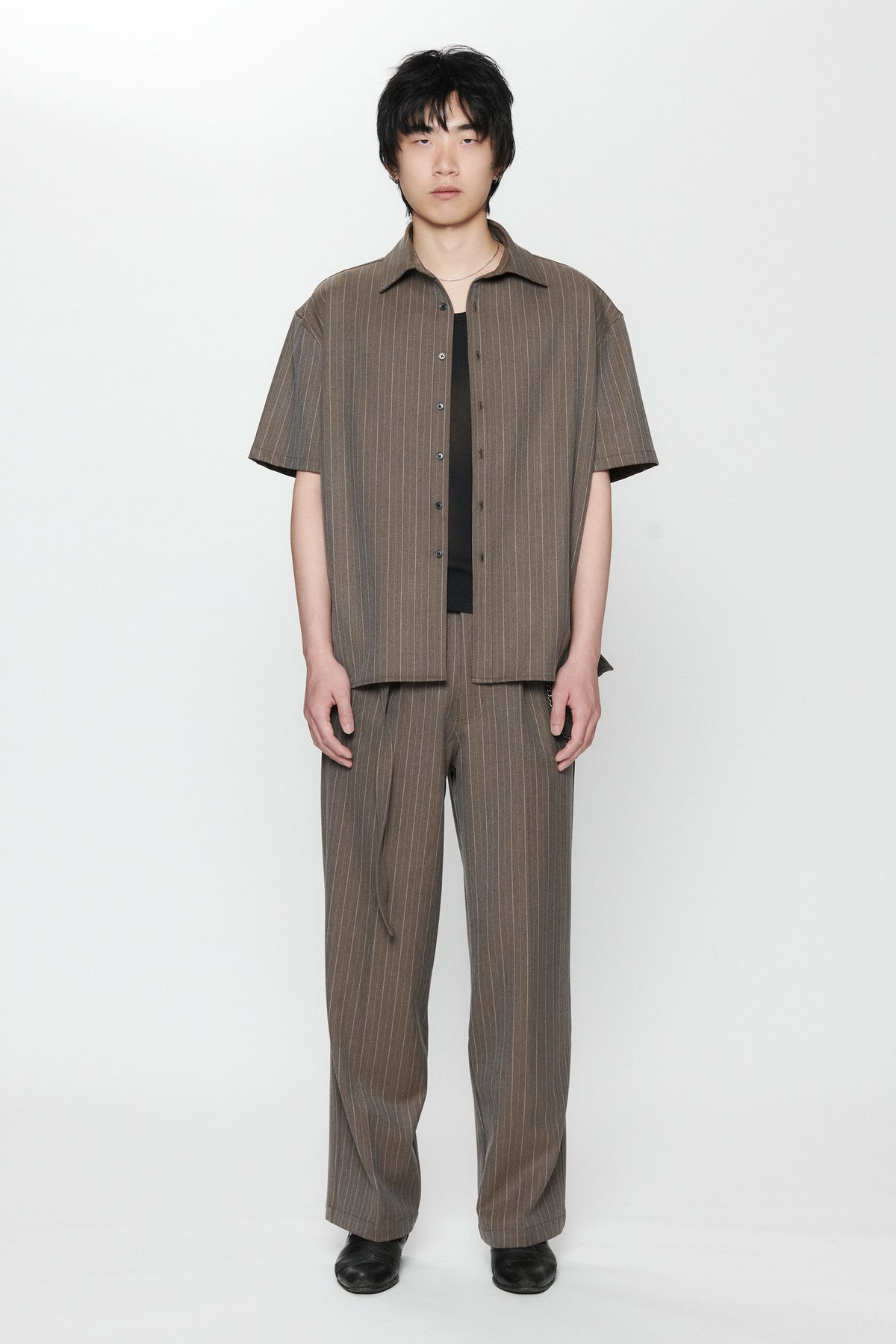 The BB SS Shirt - Chocolate Pinstripe