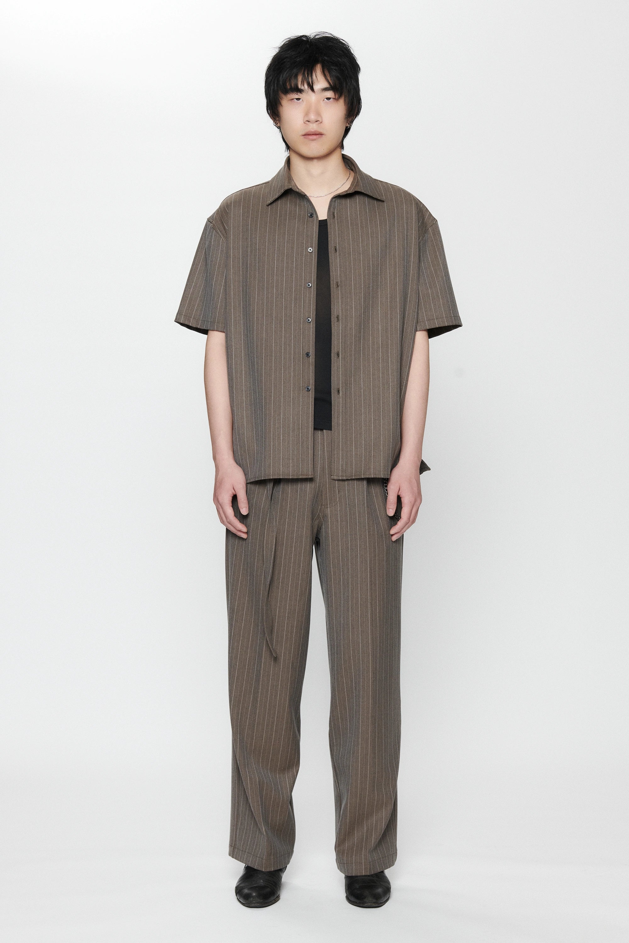 The BB SS Shirt - Chocolate Pinstripe