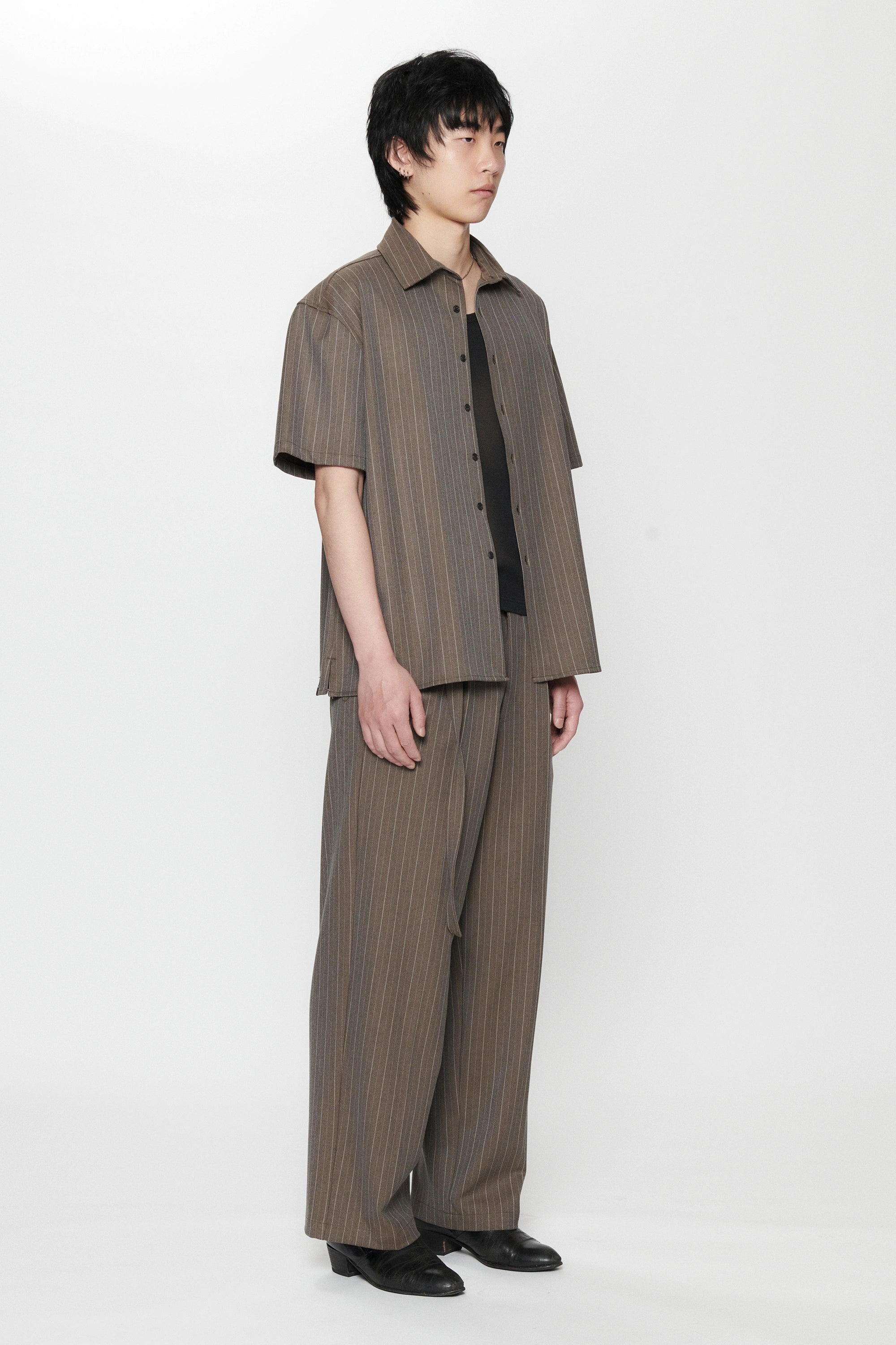The BB SS Shirt - Chocolate Pinstripe