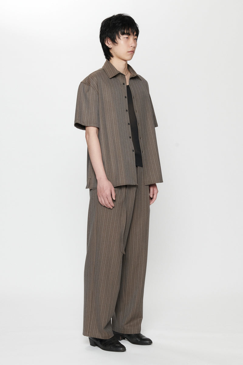 The BB SS Shirt - Chocolate Pinstripe