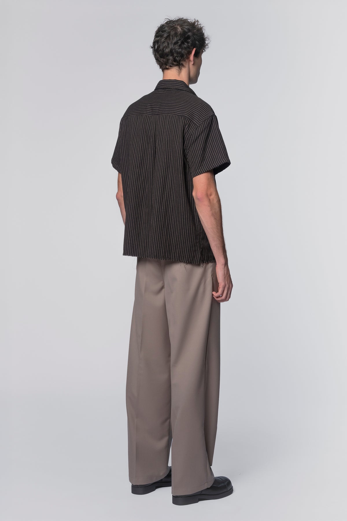 BILLY SS SHIRT - BLACK/TAN STRIPE