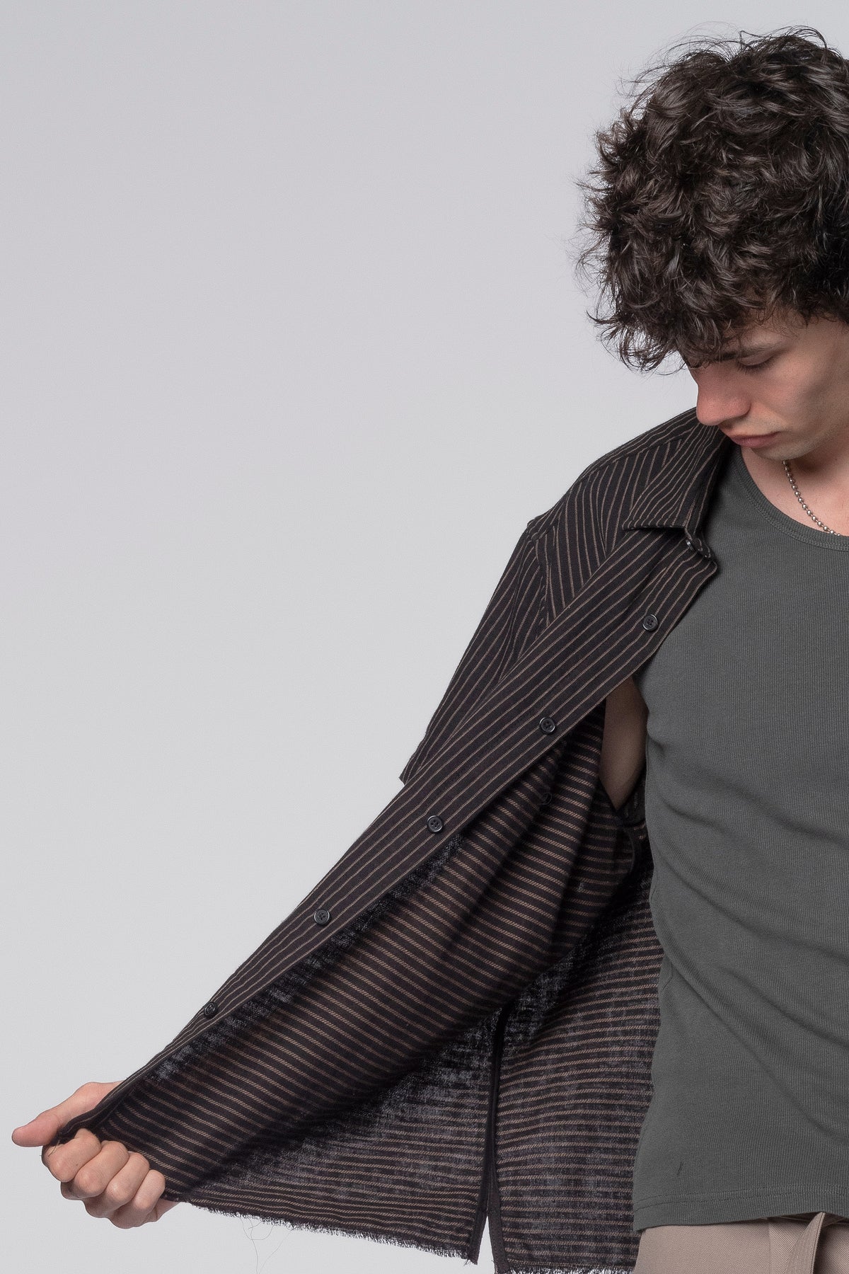 BILLY SS SHIRT - BLACK/TAN STRIPE