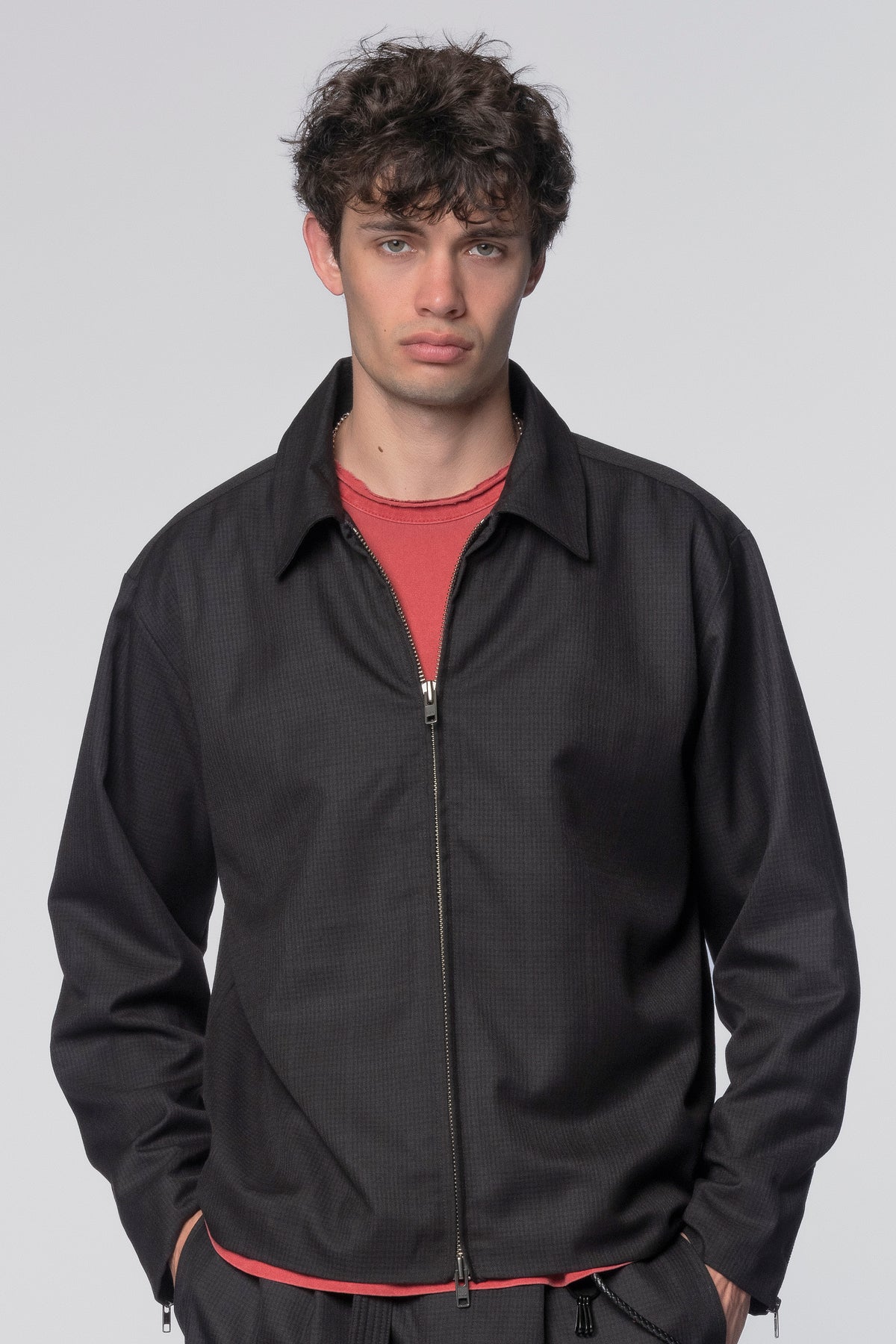 ZIP COACH - BLACK PLAID