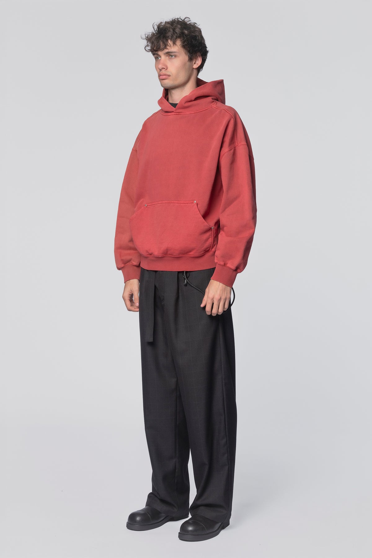 DAILY HOOD - RED