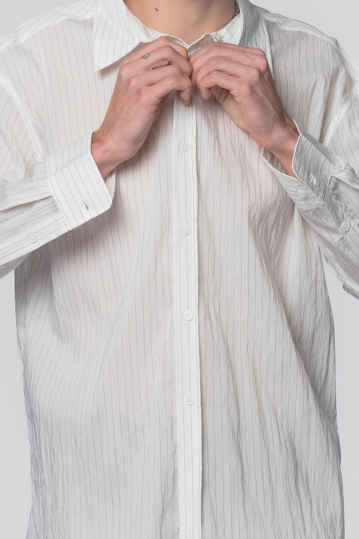 DROP LS SHIRT - WHITE STRIPE