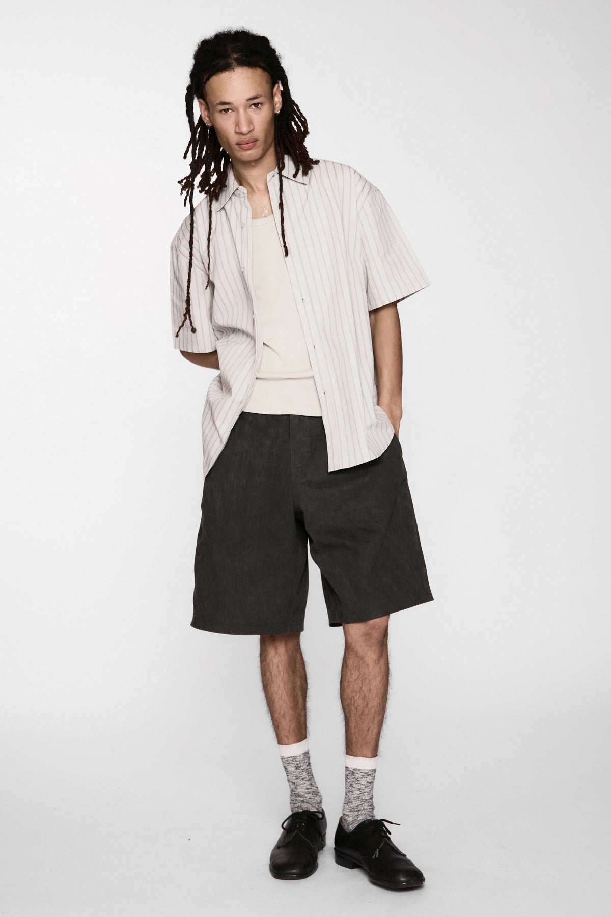 Hang Short - Black