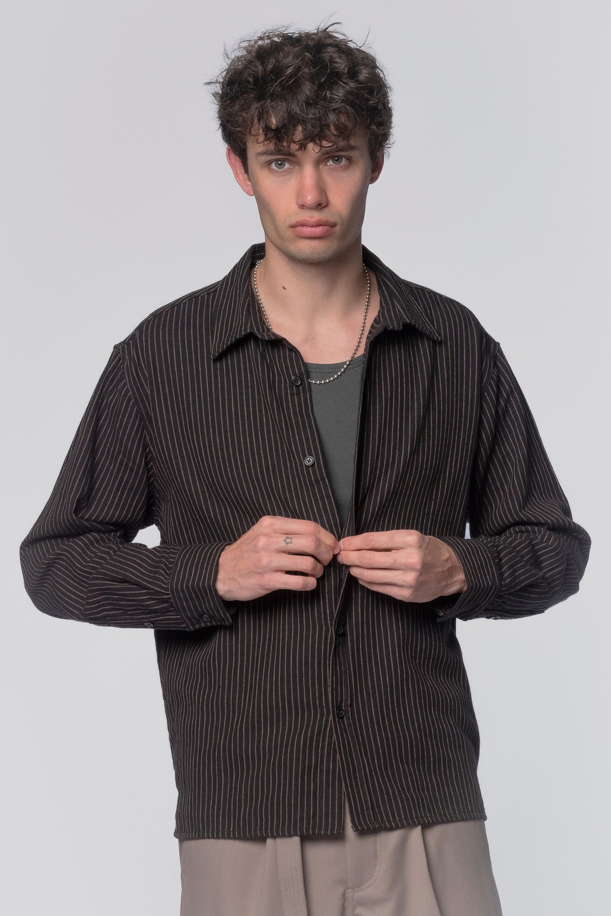 HOLD LS SHIRT - BLACK/TAN STRIPE