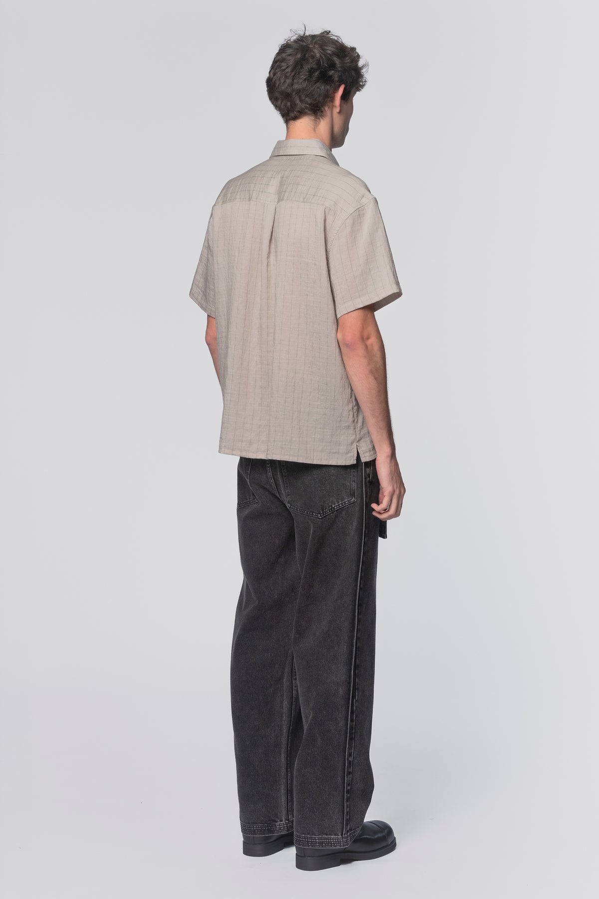 HOLD SS SHIRT - GREIGE STRIPE