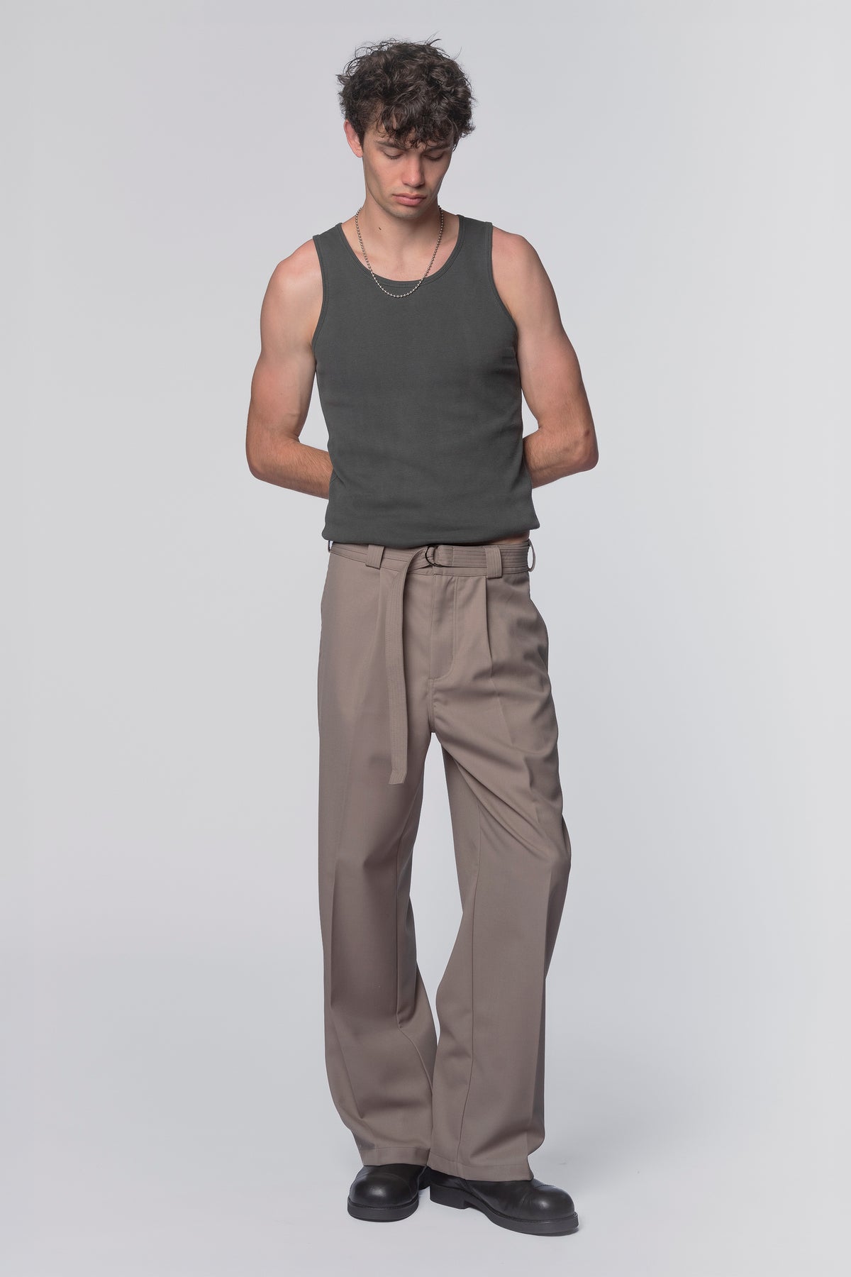 LIMIT TROUSER - GREIGE