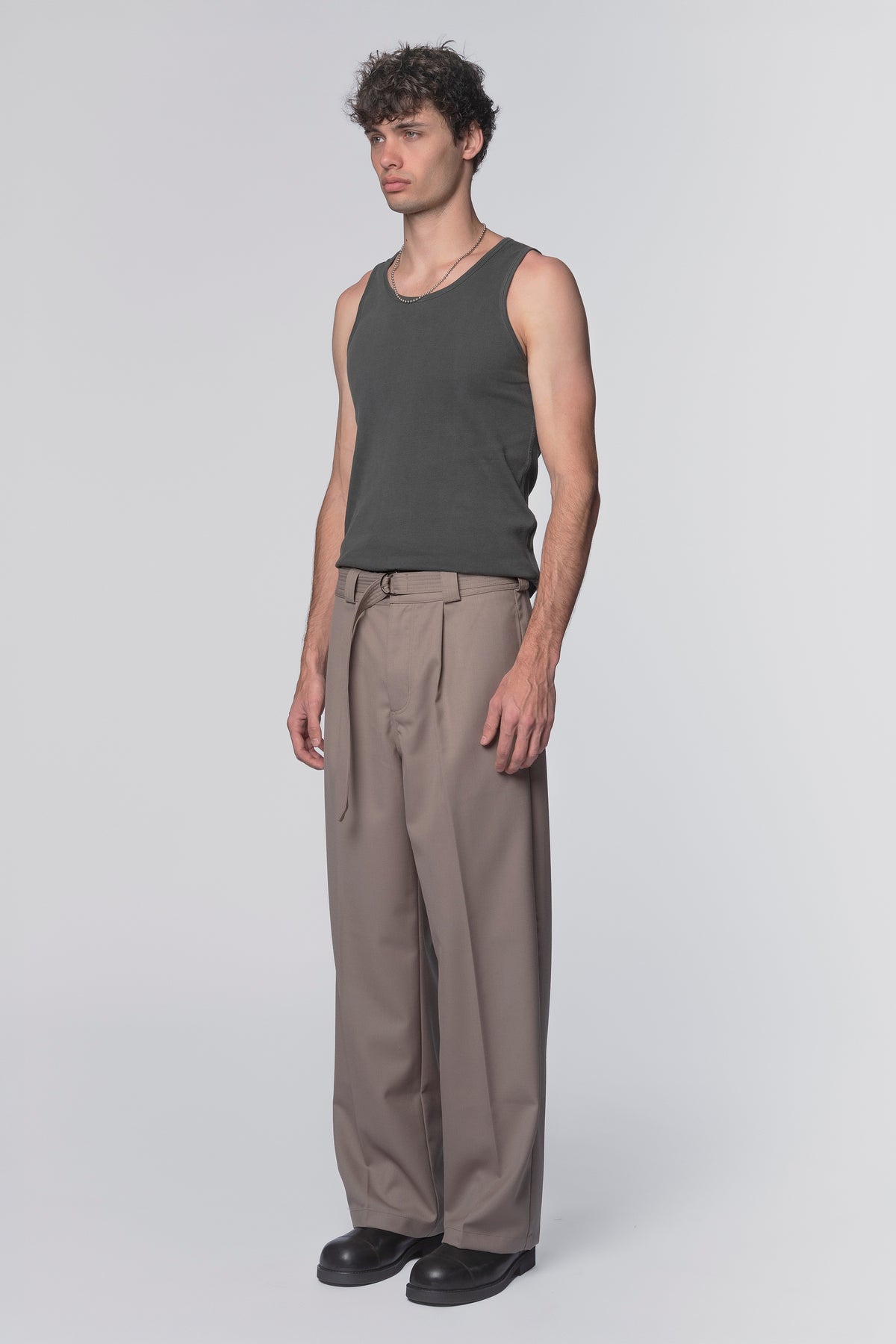 LIMIT TROUSER - GREIGE