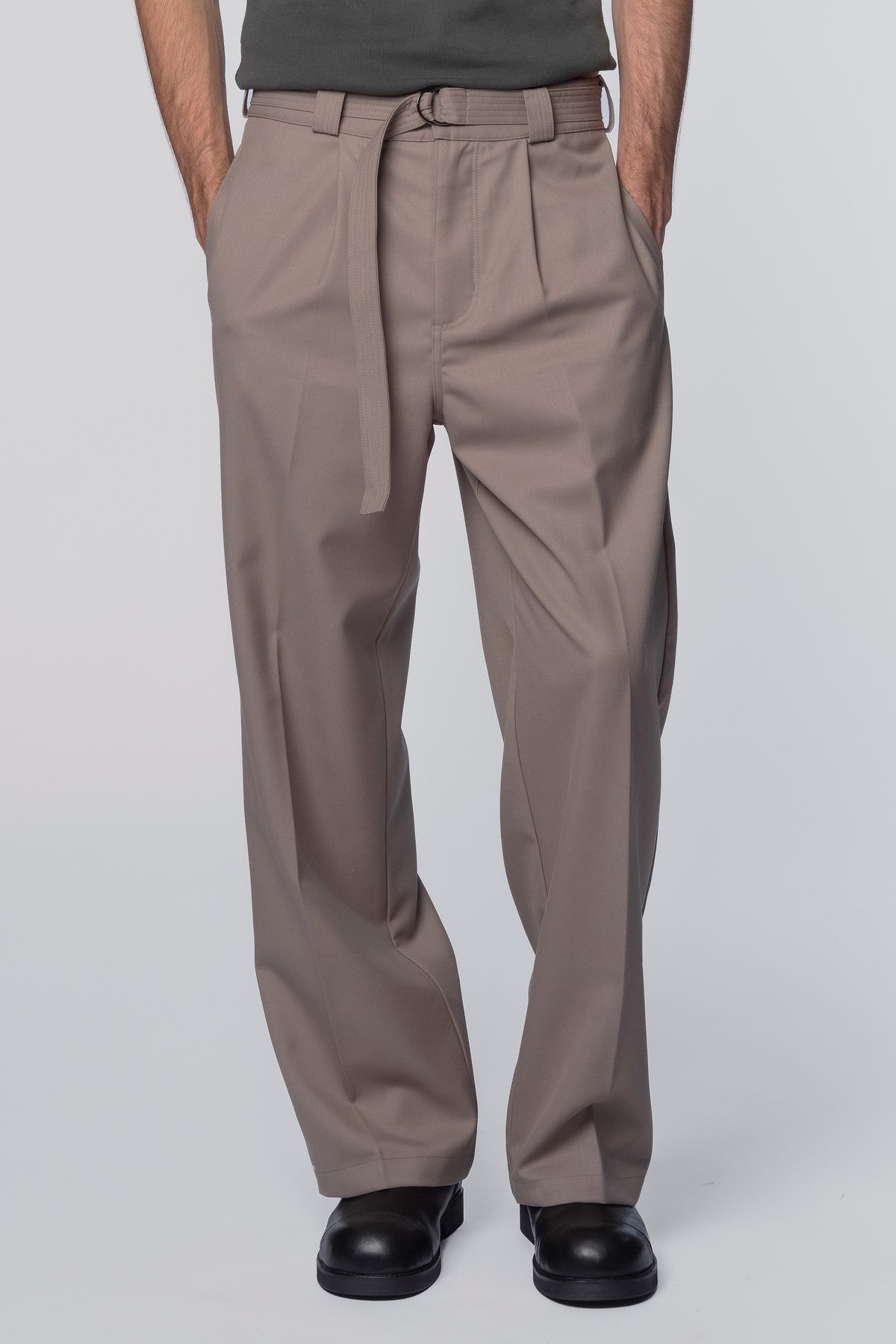 LIMIT TROUSER - GREIGE