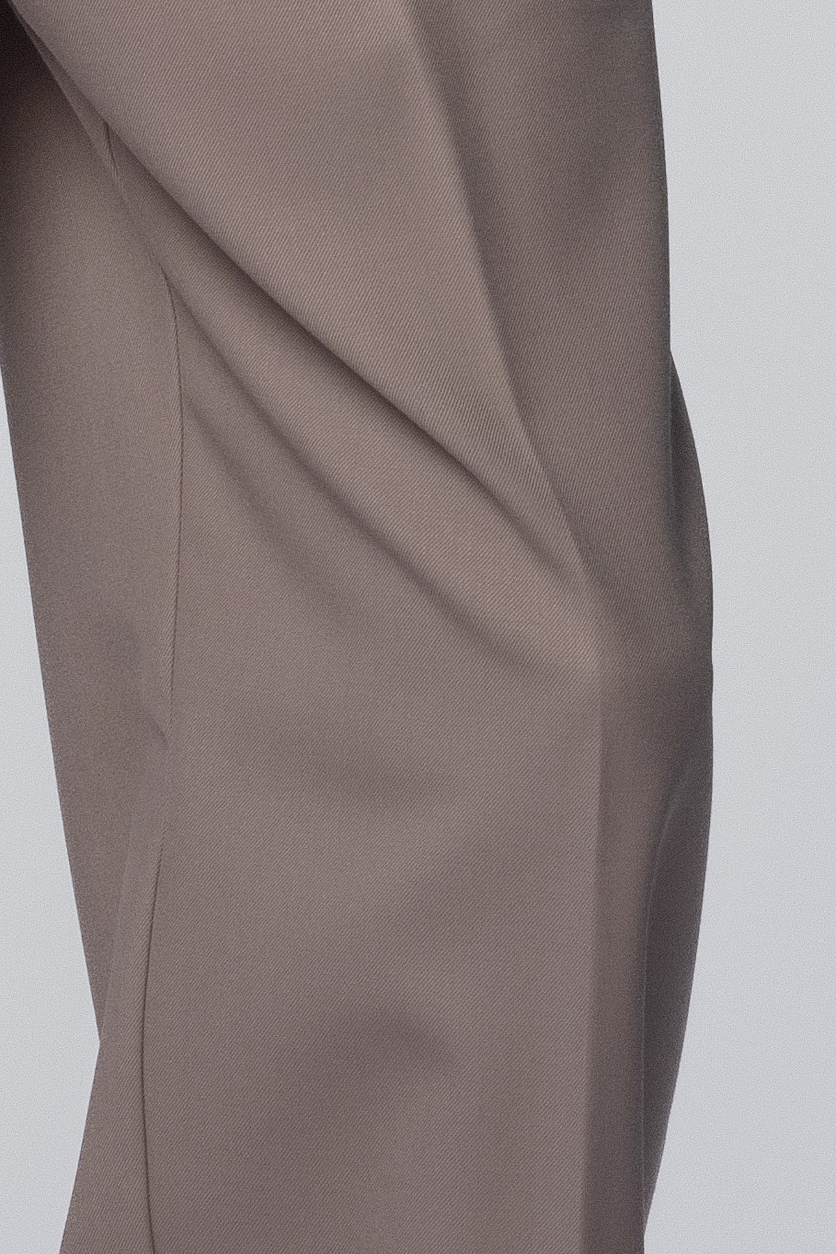 LIMIT TROUSER - GREIGE