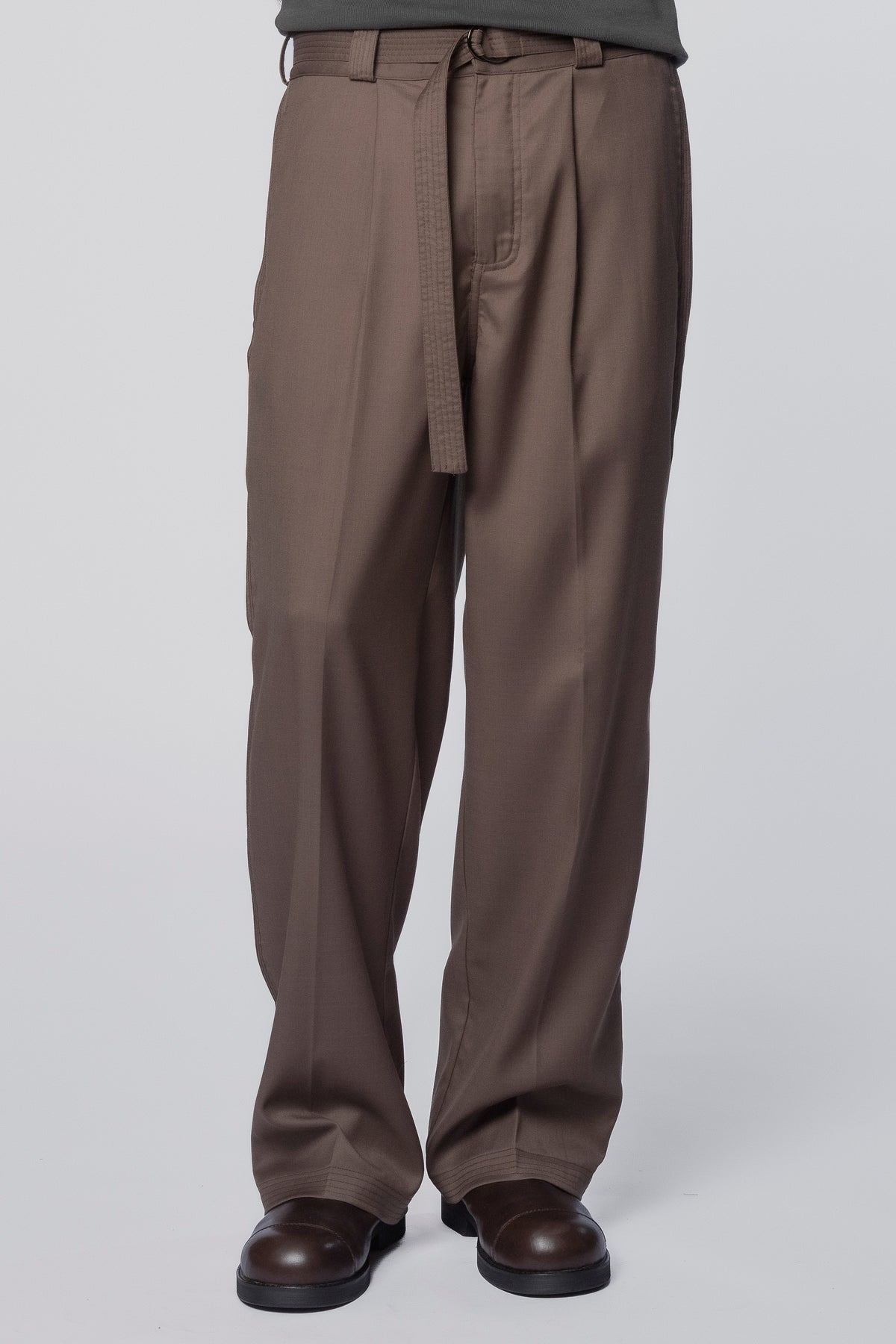 ABOVE THE CLOUDS X BEACH BRAINS - PLEATED WORK PANT