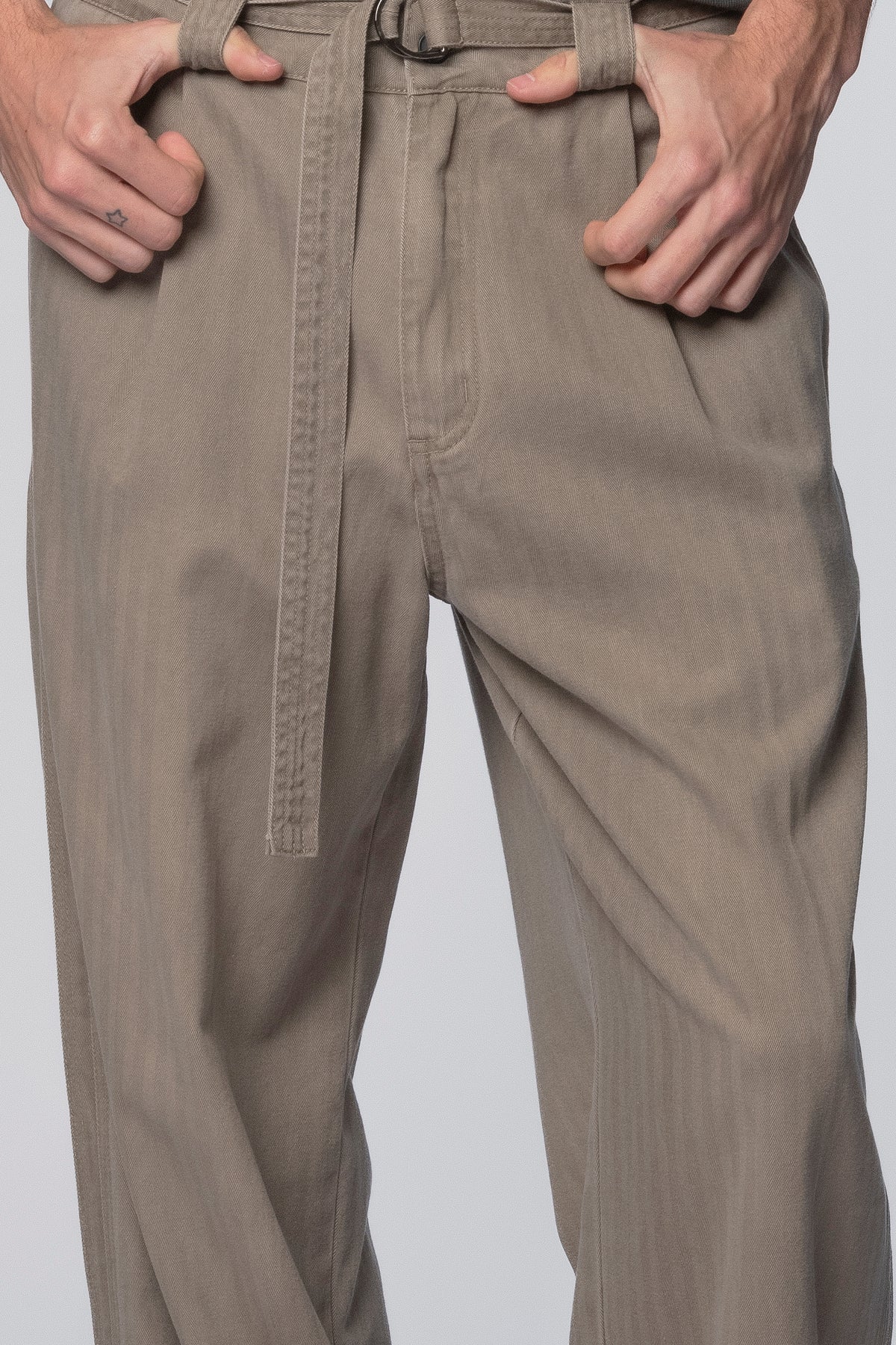PLEATED WORK PANT - SUN FADED FAWN